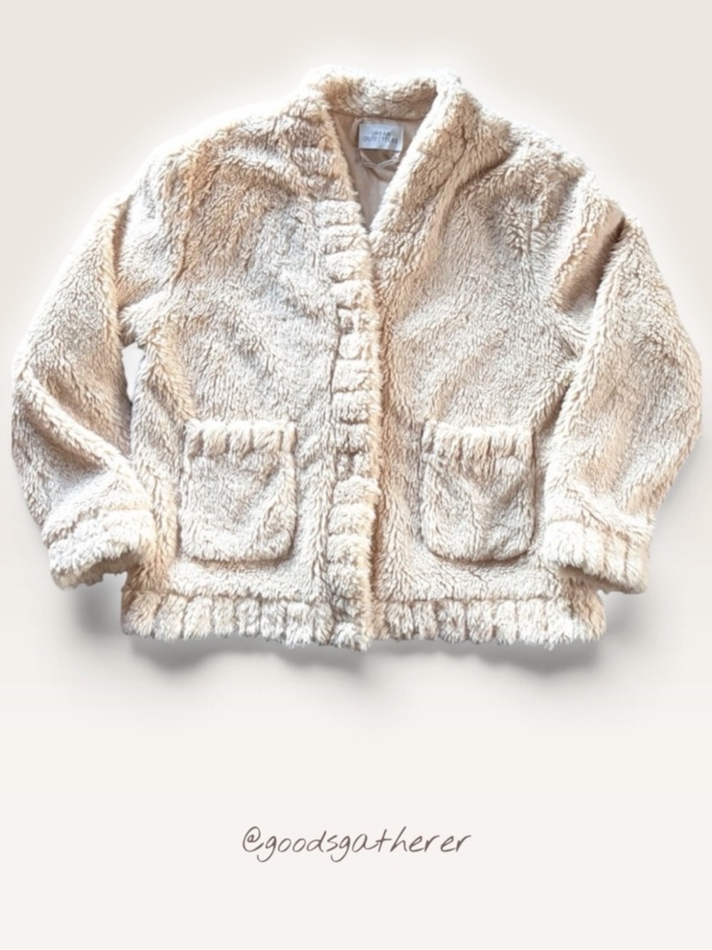 Urban Outfitters Sherpa Faux Fur Jacket Women’s S Cream Ivory Cozy